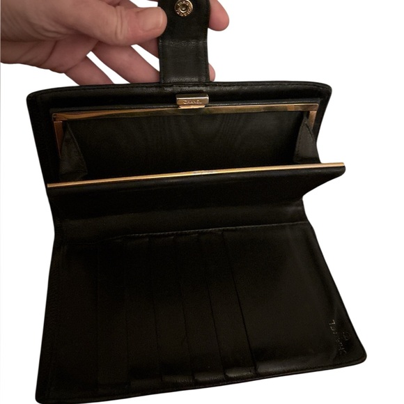 CHANEL CC Timeless Caviar Leather Long Wallet Purse w Kiss-lock Coin Compartment - Picture 4 of 15